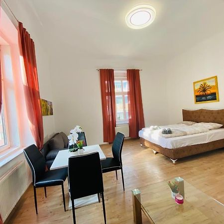 Premium Triple Room Dw Viena Exterior foto